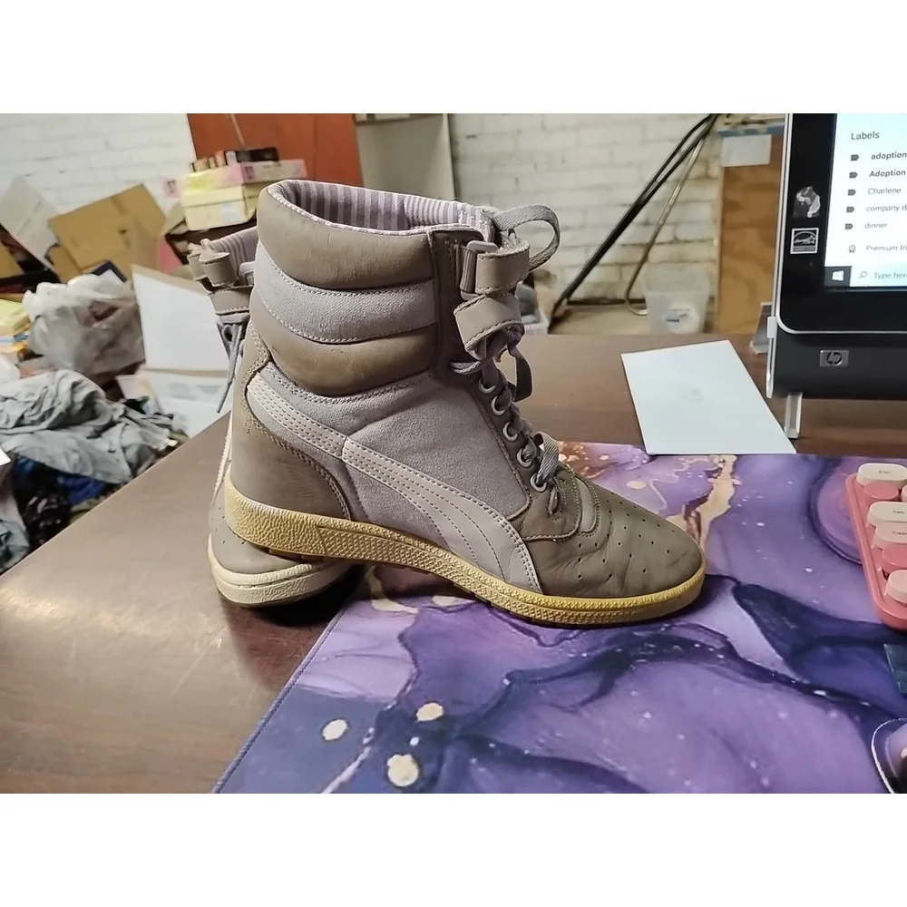 Puma Contact‎ Sky Sneaker Womens Size 6 Gray Suede Leather High Double Strap